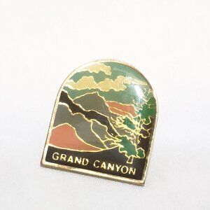 Grand Canyon Park Travel Souvenir Arizona Colorado River Lapel Pin Metal 1"